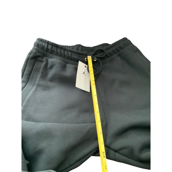 Black Jordan Sweatpants - FB5113-010 - Size M - NEW - Picture 10 of 16